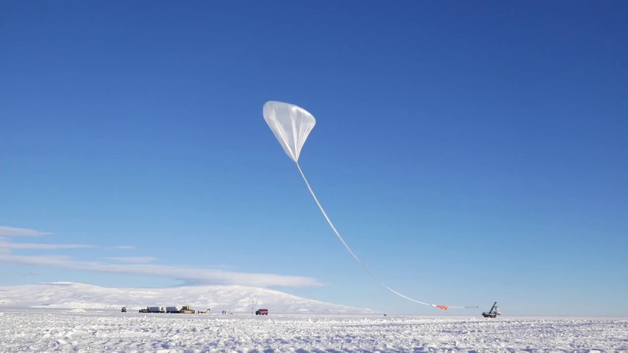 co ton tai vu tru song song khong? anh 2