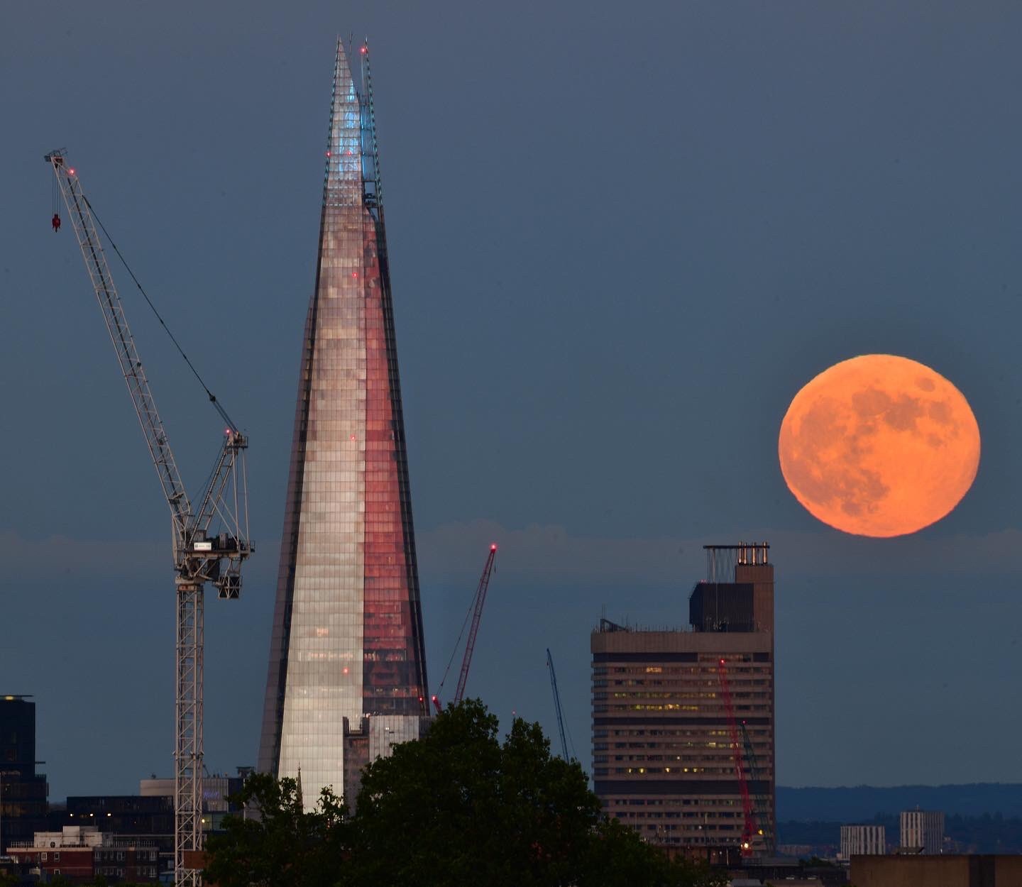 hinh anh nguyet thuc nua toi anh 6