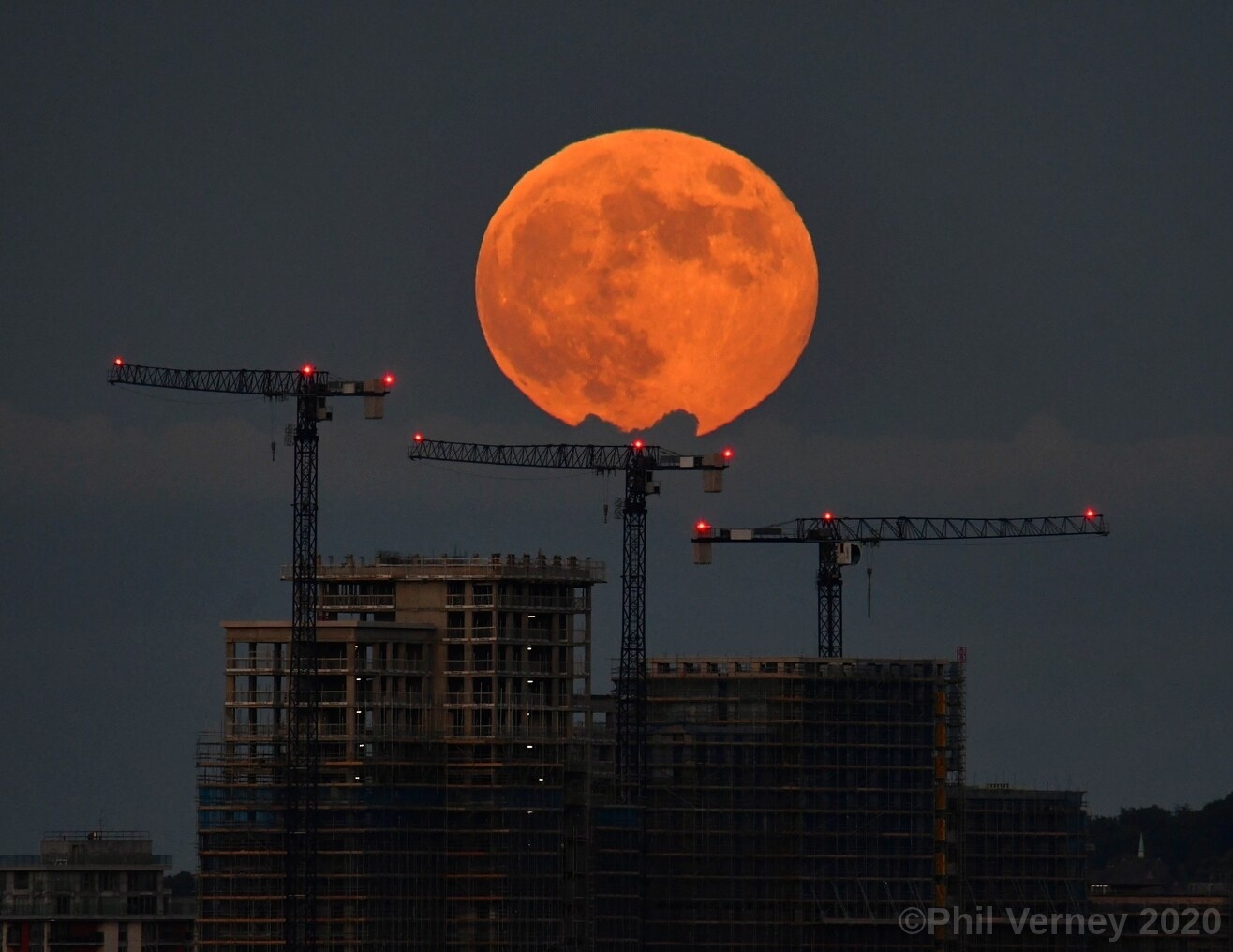 hinh anh nguyet thuc nua toi anh 7