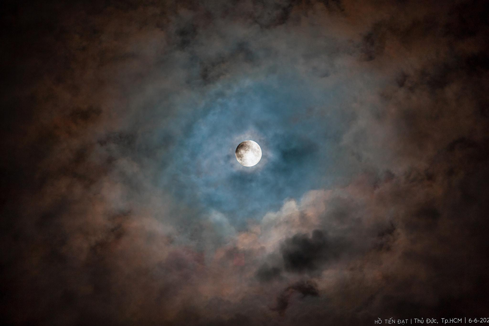 hinh anh nguyet thuc nua toi anh 11