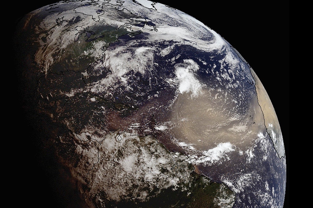 Dieu gi gay ra con bao cat bui khong lo 'Godzilla'? hinh anh