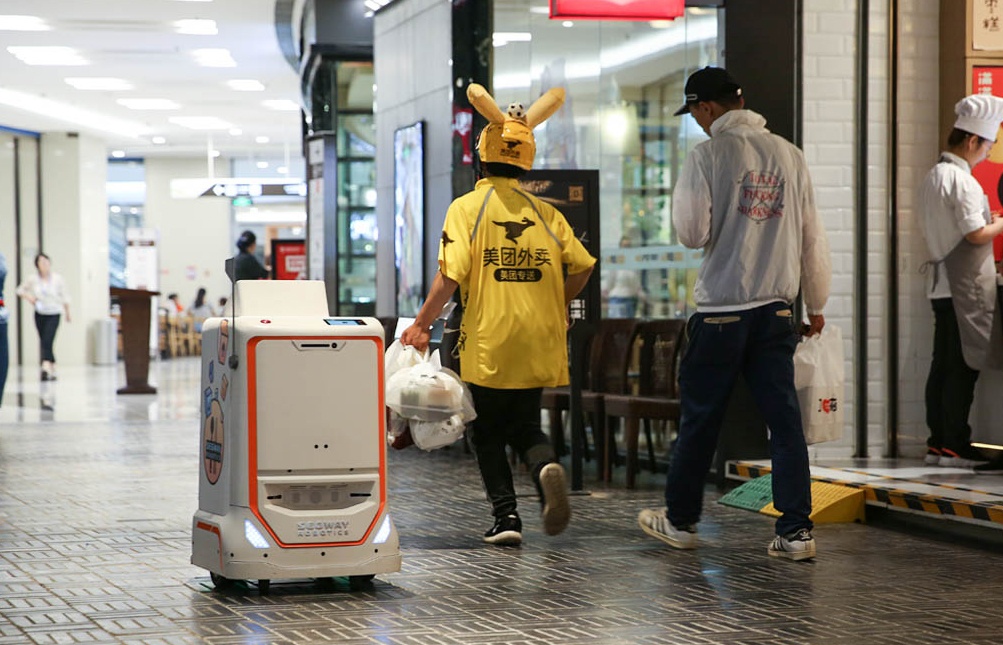 con nguoi co tien hoa khong anh 3