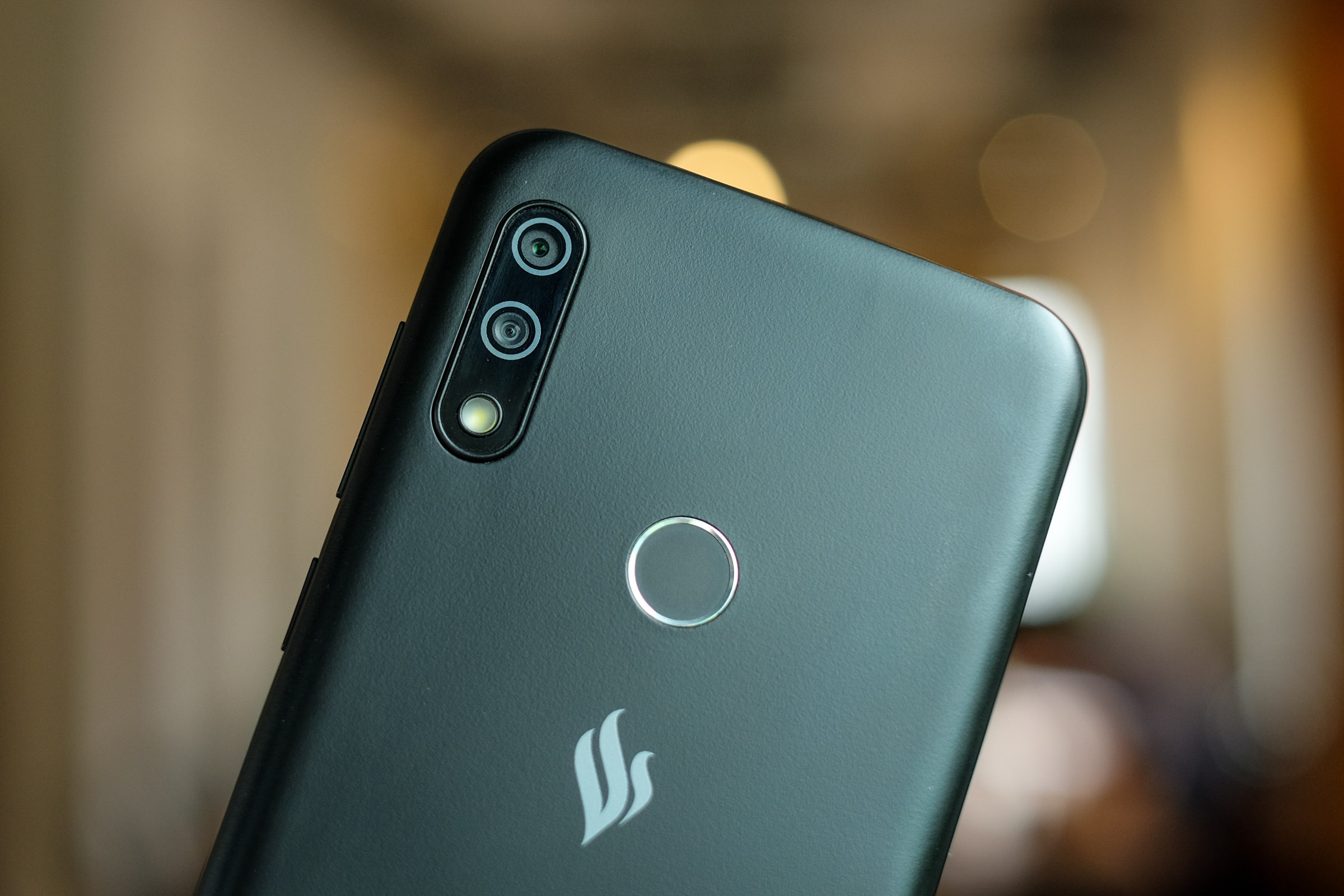 Chi tiet Vsmart Star 4 anh 5