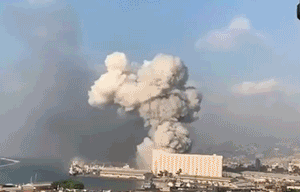 Vu no kinh hoang o Beirut rung dong mang xa hoi hinh anh