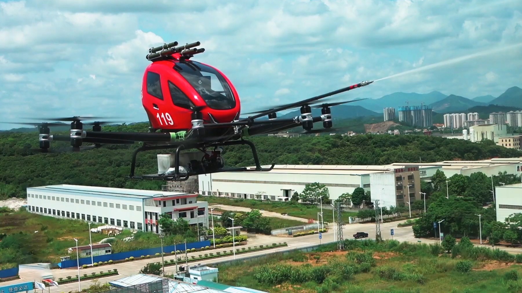 Taxi bay co kha nang chua chay tai Trung Quoc hinh anh