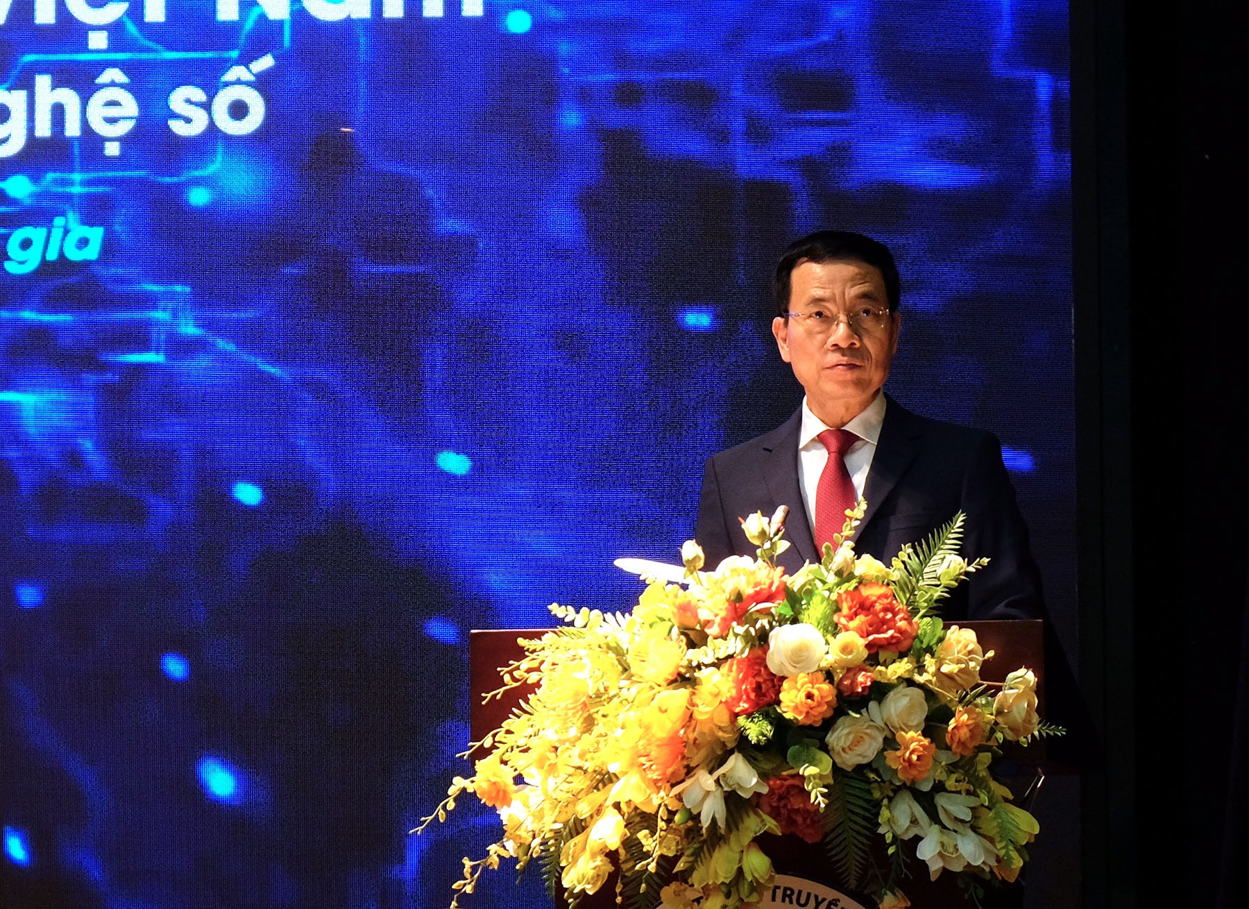 'Cong nghe so phai re nhu khong khi' hinh anh