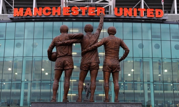 manchester united bi tan cong mang anh 1