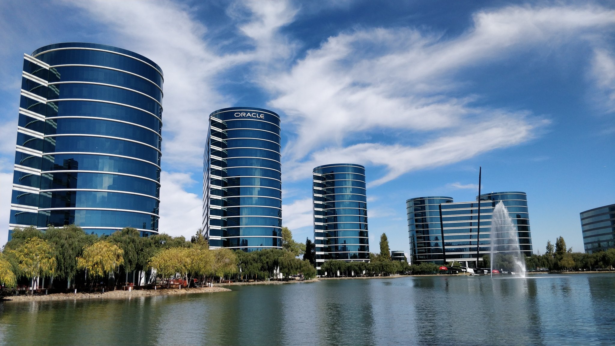 cuoc chay tron khoi thung lung silicon anh 1