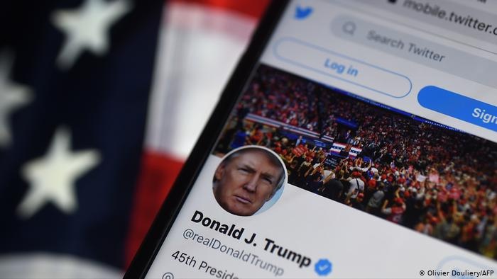 donald trump bi xoa tai khoan twitter anh 2