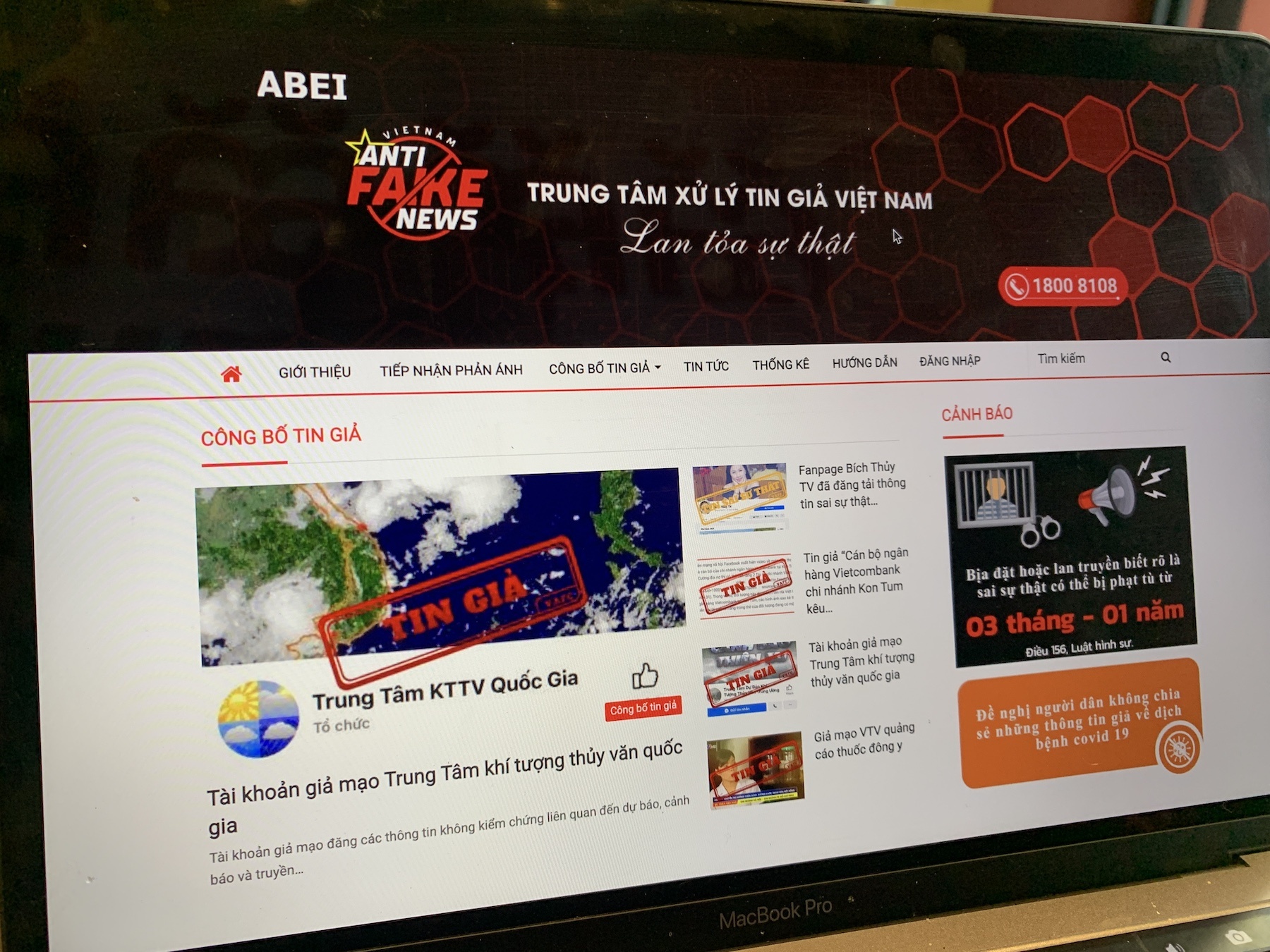 Bo TT&TT thanh lap trung tam xu ly tin gia hinh anh