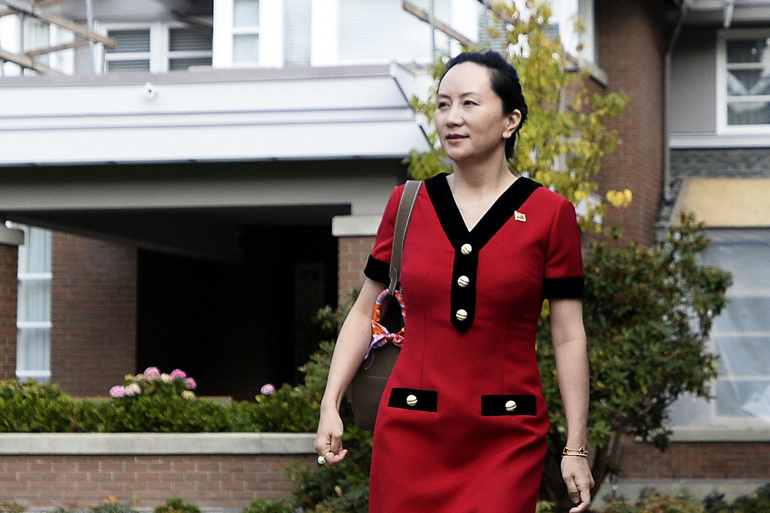 Duong tro ve cua 'Cong chua Huawei' hinh anh