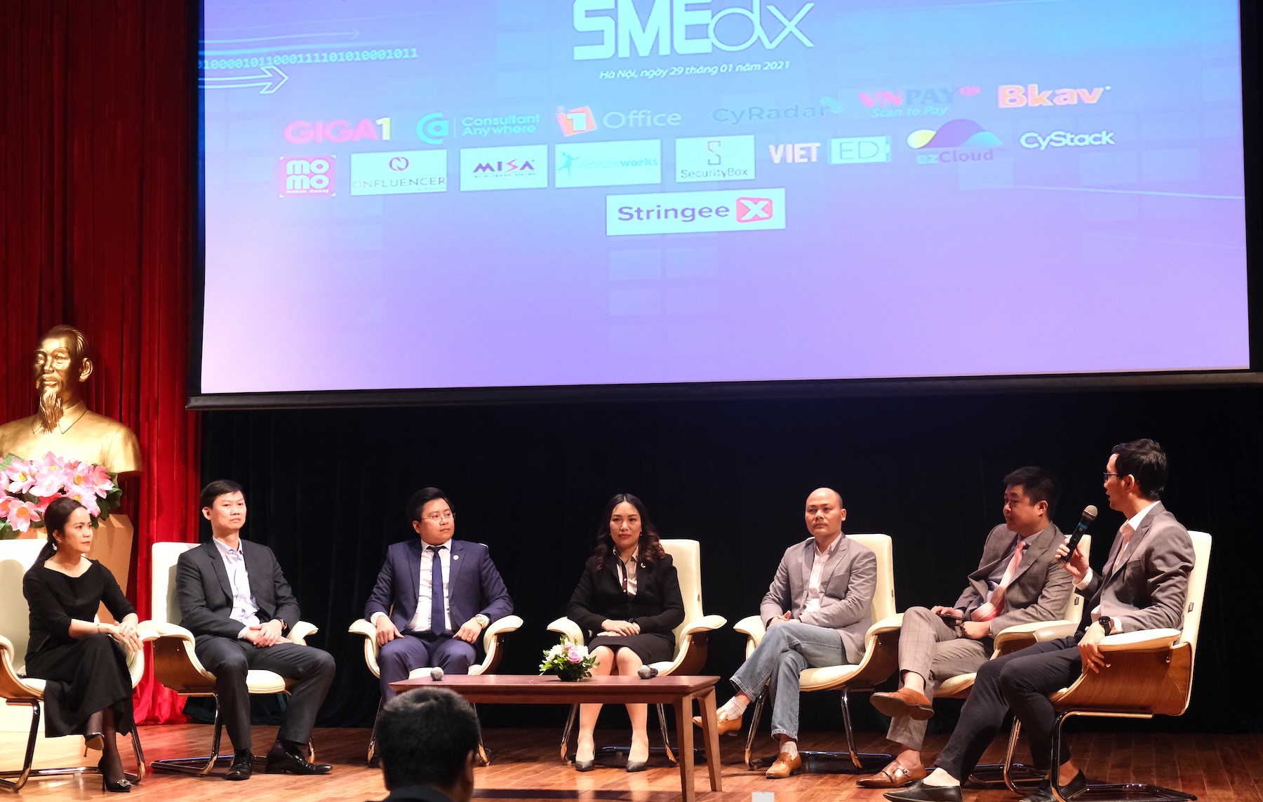 ho tro chuyern doi so anh 1