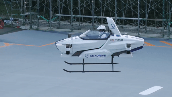 Vi sao chung ta van chua duoc dung oto bay? hinh anh