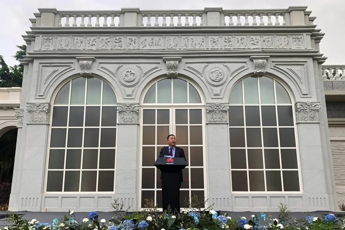 huawei thu phi ban quyen 5g anh 1