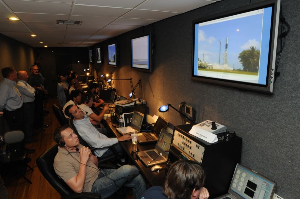 spacex duoc cuu nhu the nao anh 3