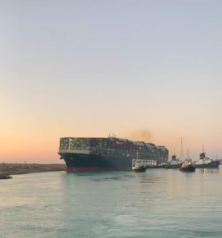 tau ever given duoc giai cuu anh 2