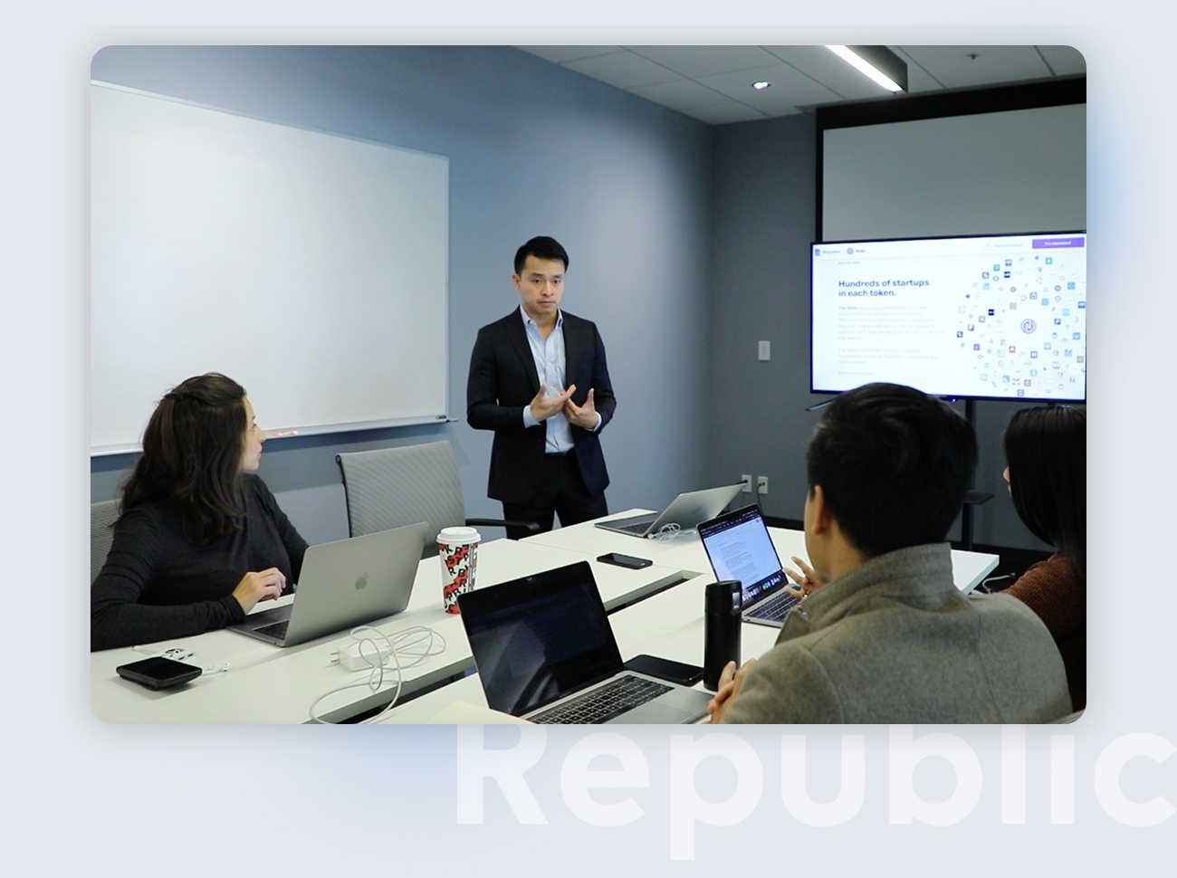 phong van ceo republic anh 5