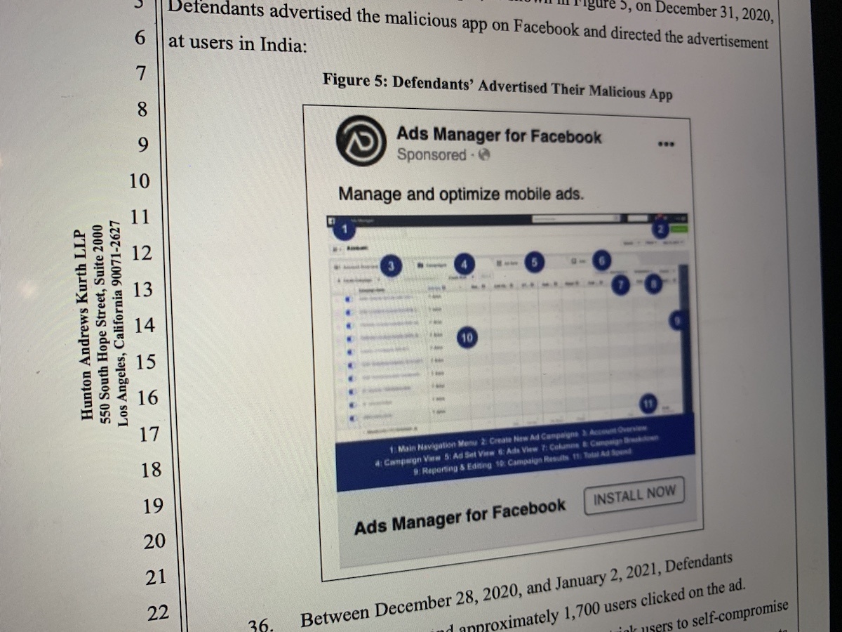 Facebook kien 4 nguoi Viet anh 1