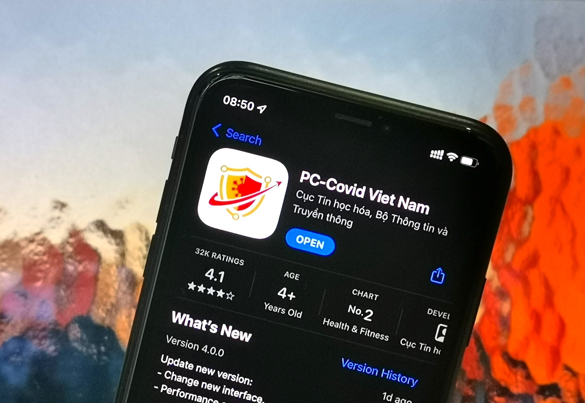 App PC-Covid da co tren iOS va Android, nang cap tu Bluezone hinh anh