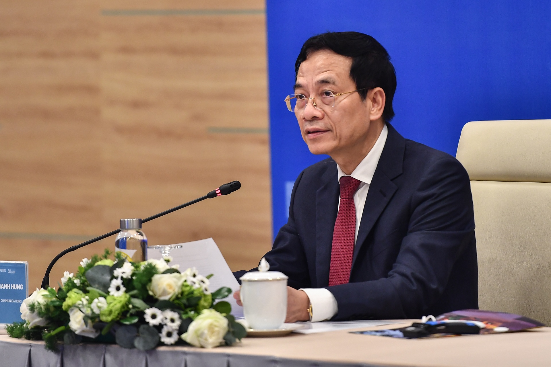 Doanh nghiep cong nghe lon can duoc dieu tiet, co trach nhiem xa hoi hinh anh