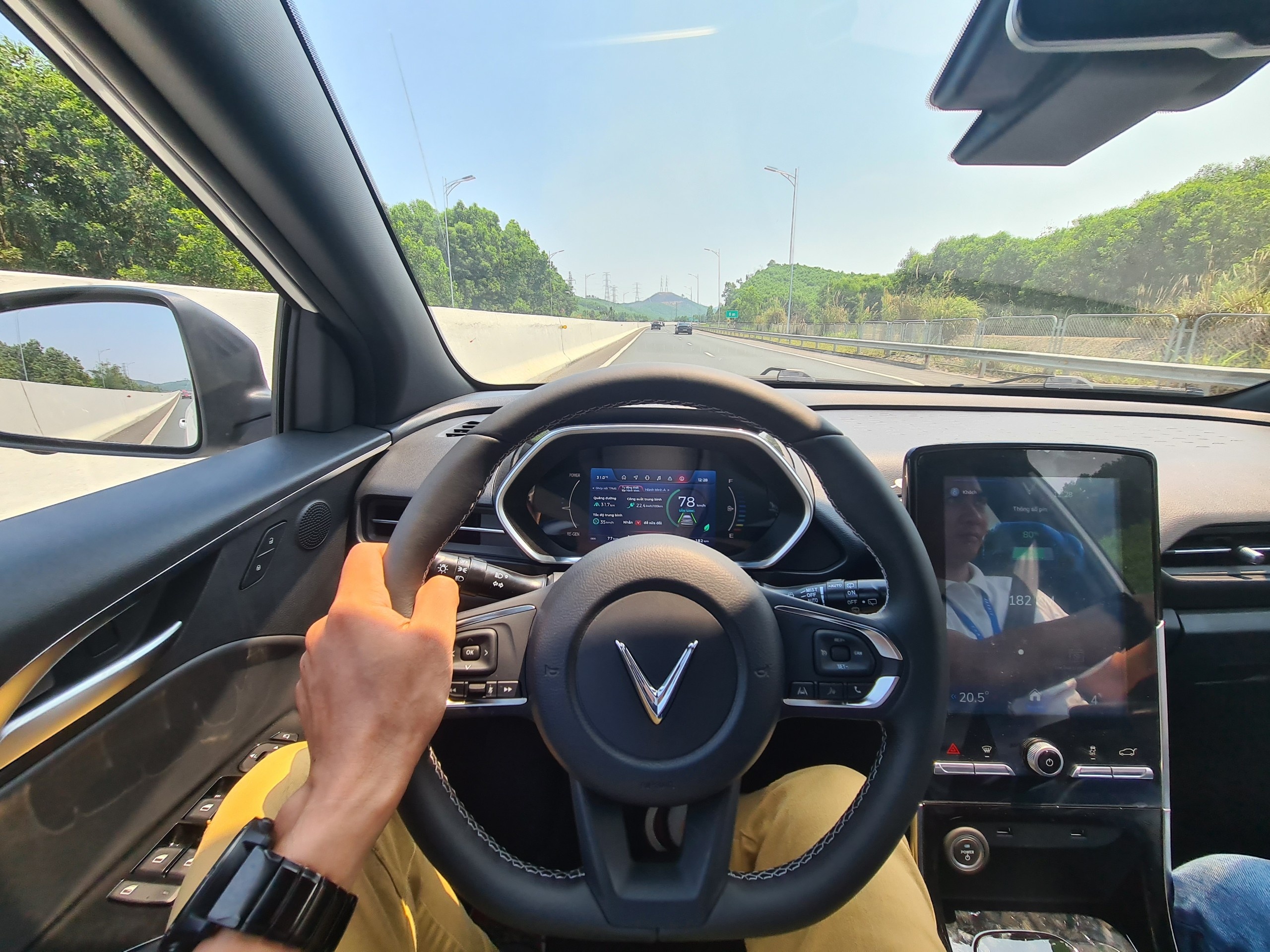 trải nghiệm xe điện vinfast vf e34 ảnh 7 trai nghiem xe dien vinfast vf e34 anh 7