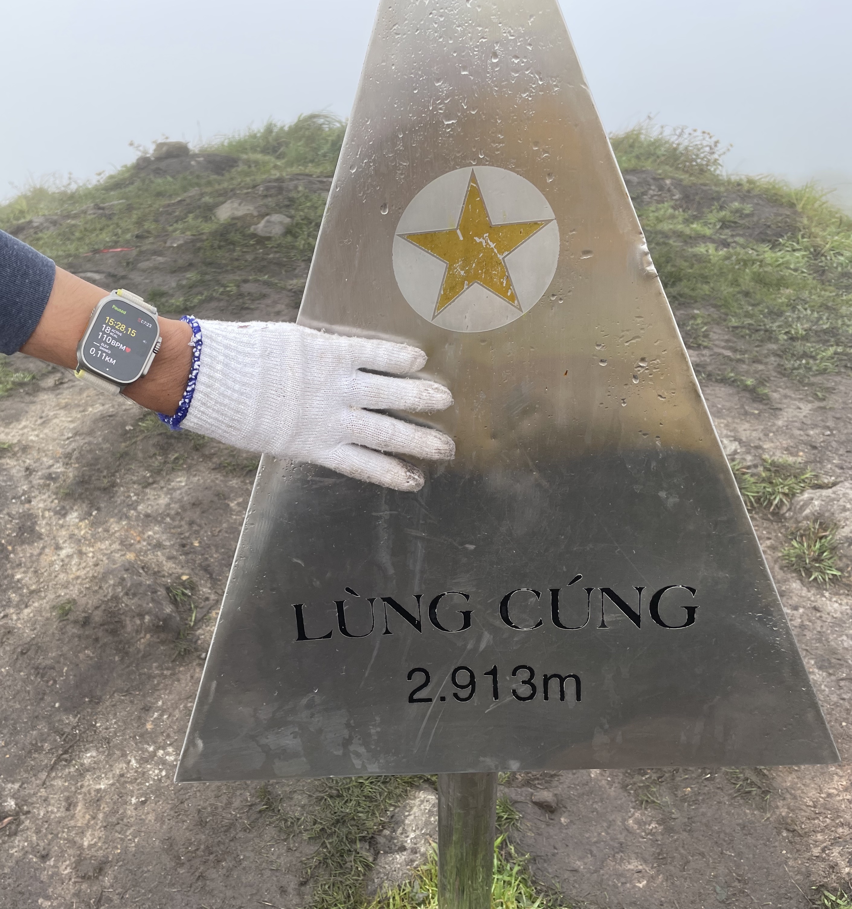 review apple watch ultra anh 4