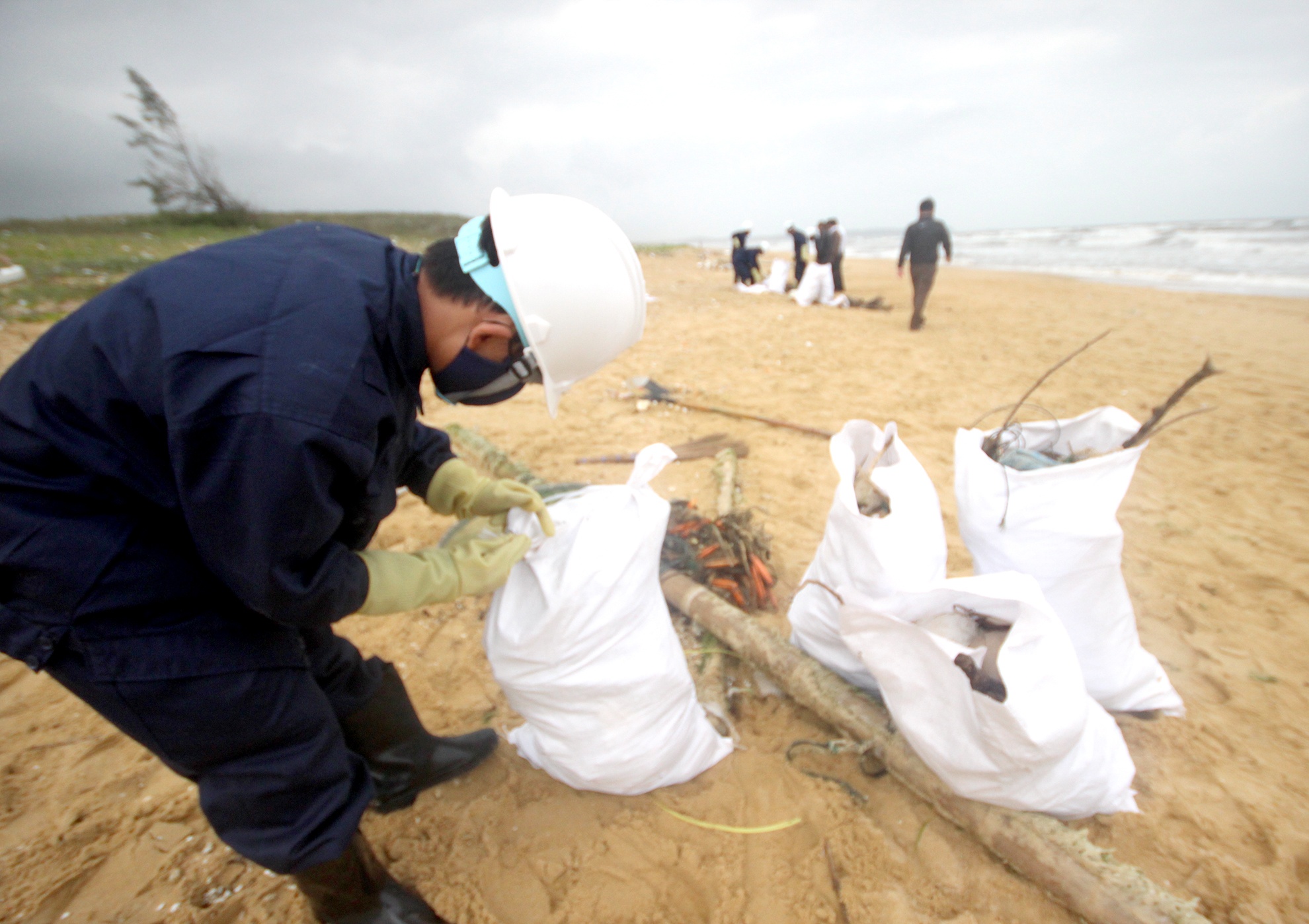 Sang cat loc dau hac dat bo o Quang Nam anh 8