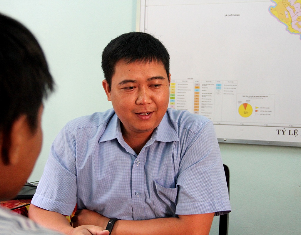 Gia dinh co 8 nguoi cung lam 'quan xa' hinh anh