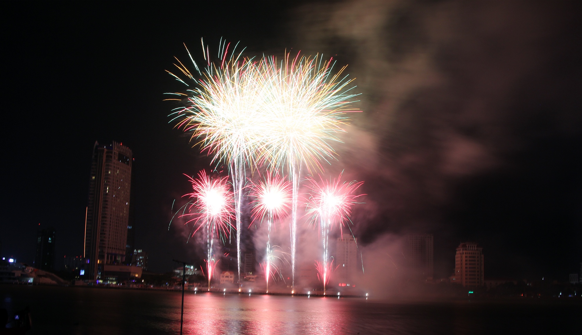 Pháo hoa Quốc tế Đà Nẵng ảnh 1 Phao hoa Quoc te Da Nang anh 1