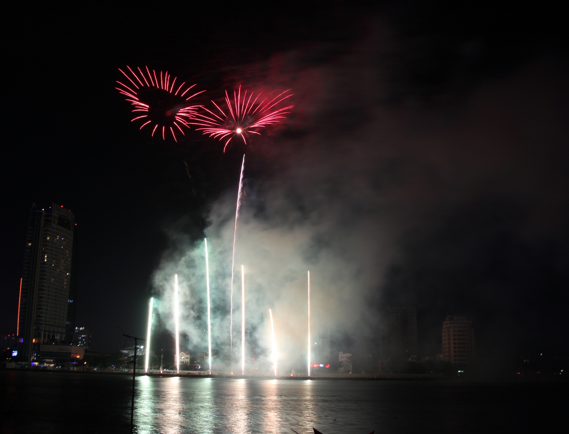 Pháo hoa Quốc tế Đà Nẵng ảnh 3 Phao hoa Quoc te Da Nang anh 3