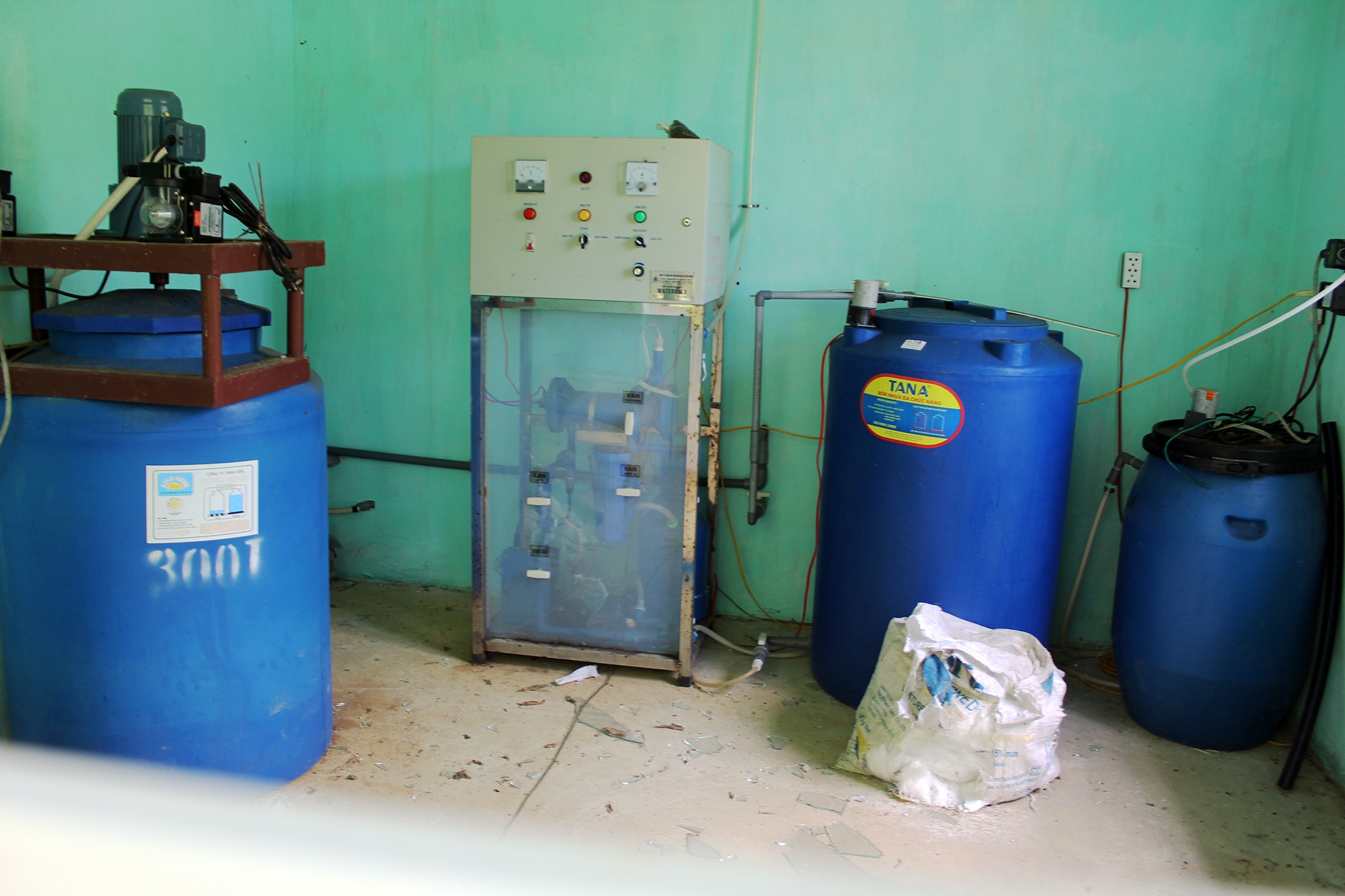 Cong trinh nuoc sach tien ty bo hoang anh 10