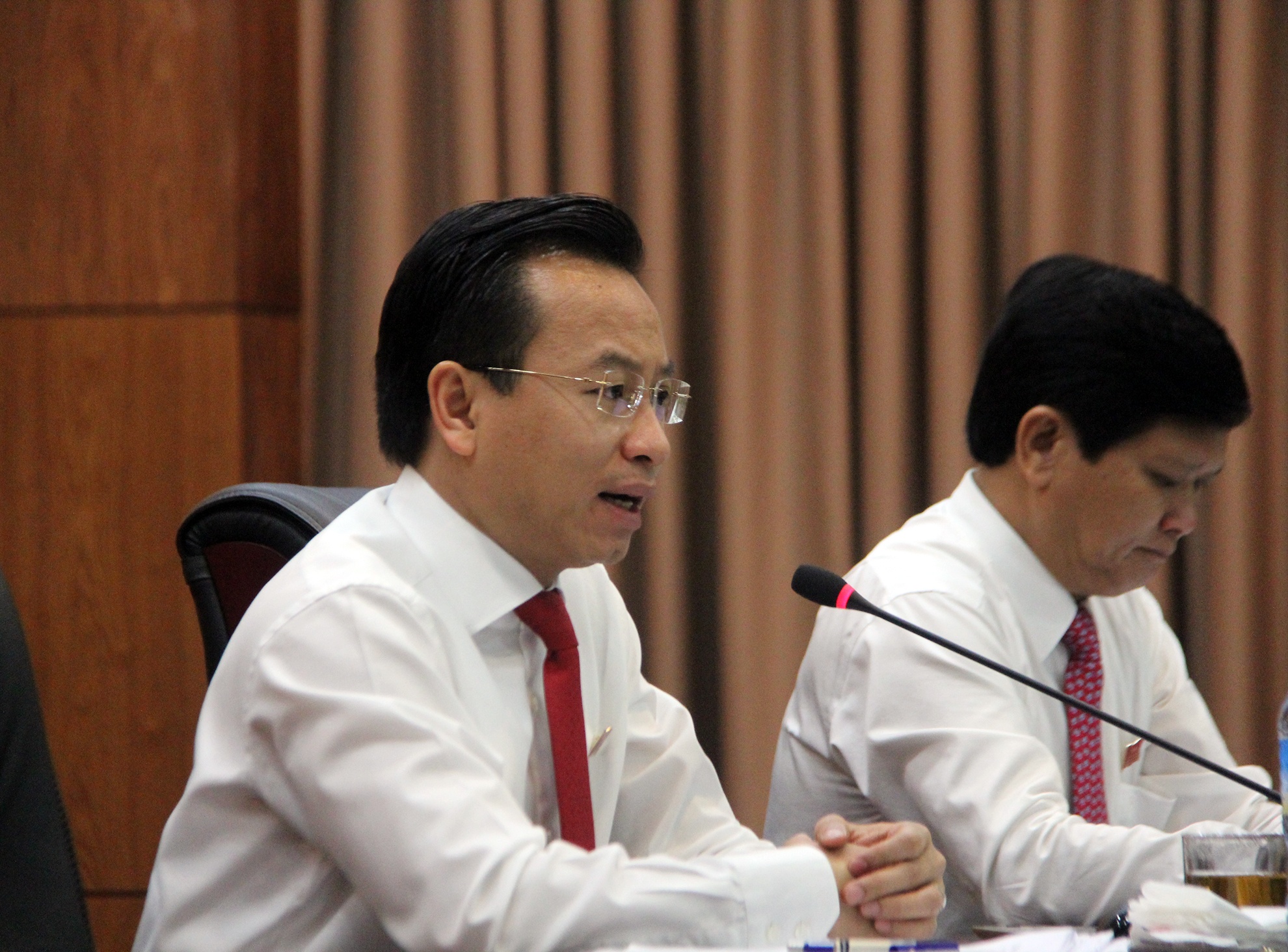 Bi thu Da Nang: 'Thanh pho du lich ngap rac sao duoc' hinh anh