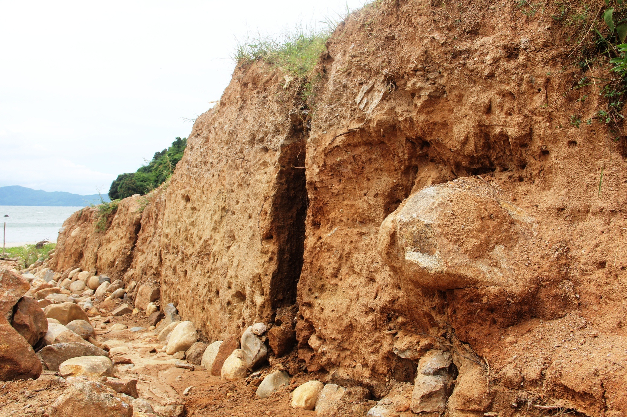 Sat lo bun non o du an bien Son Tra anh 11