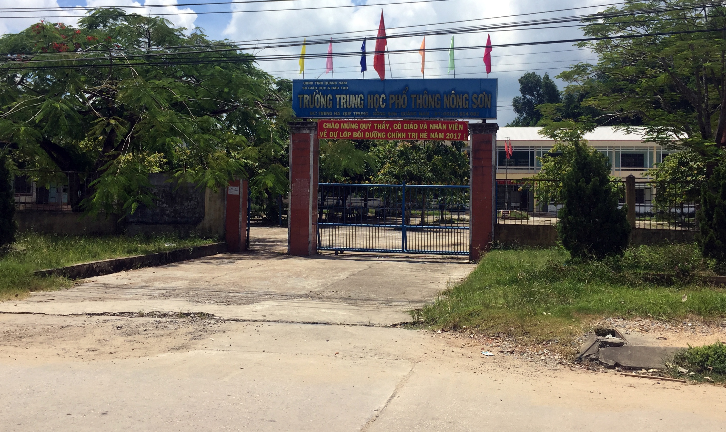 Hàng chục học sinh Quảng Nam không được học THPT ảnh 1 Hang chuc hoc sinh Quang Nam khong duoc hoc THPT anh 1