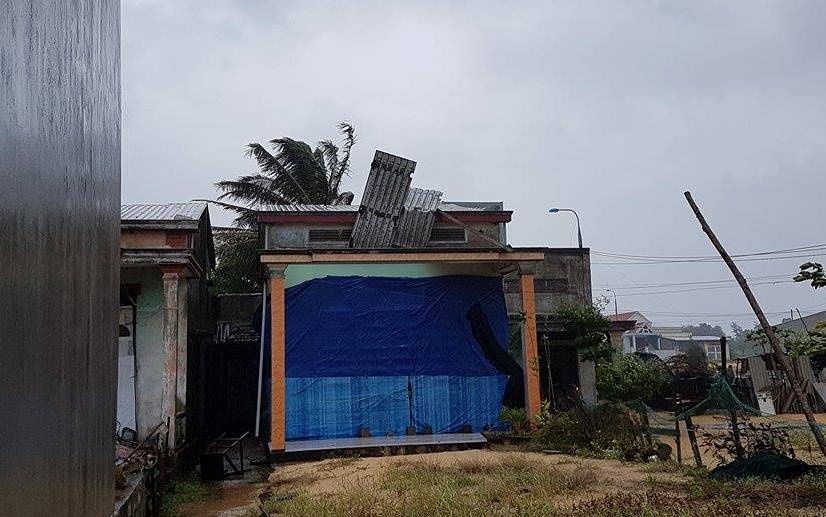 Loc xoay khien 86 ngoi nha o xa dao Tam Hai bi sap, toc mai hinh anh