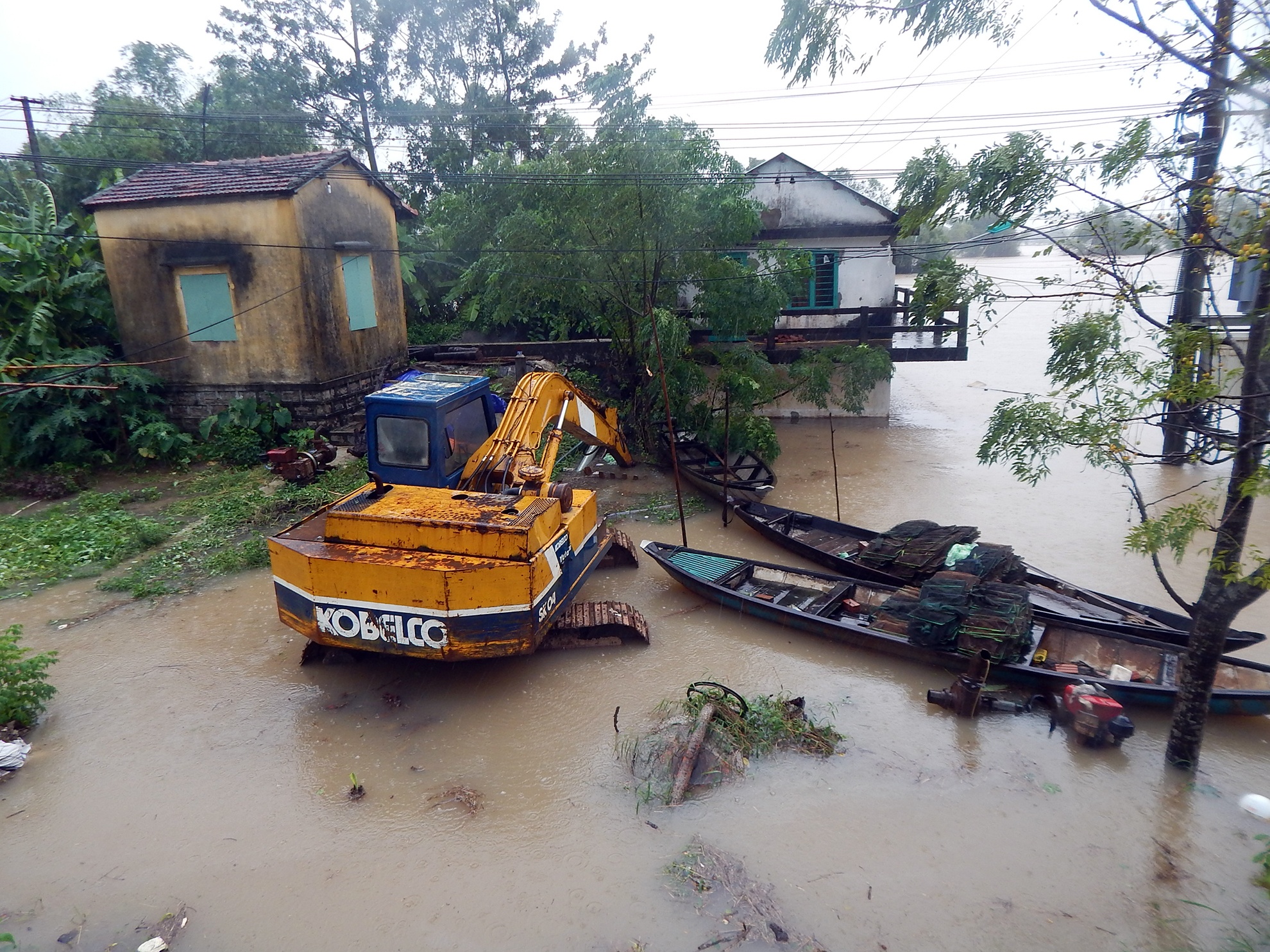 Quang Nam ngap sau sau bao so 12 anh 5