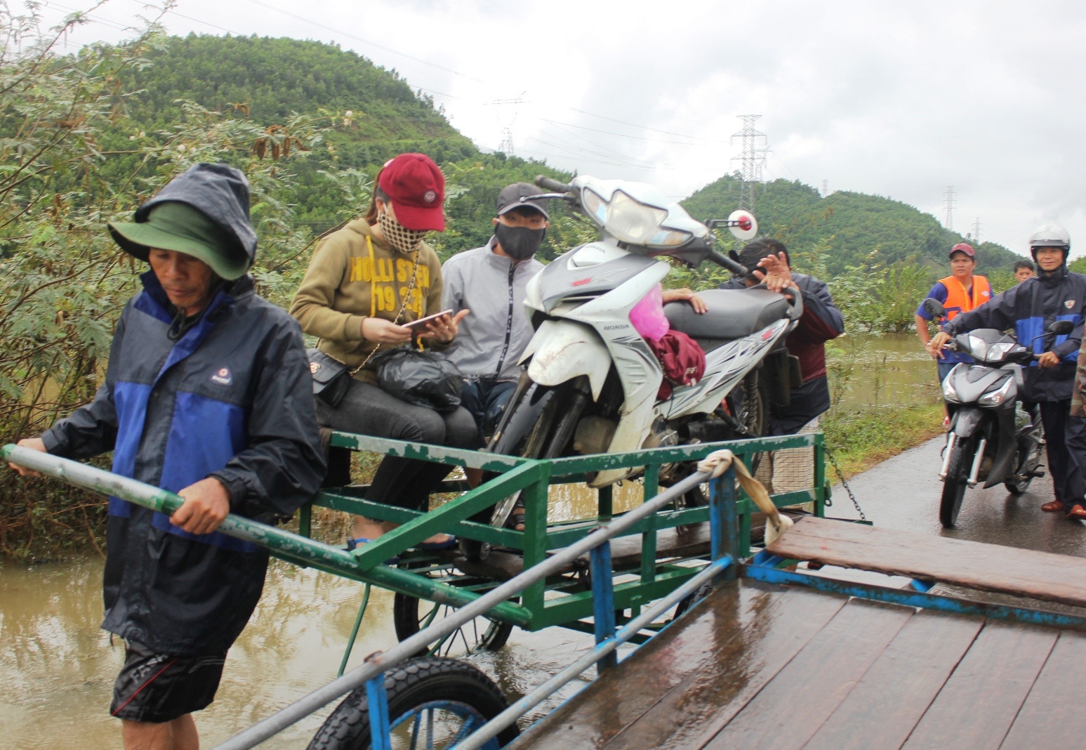 Quang Nam ngap sau khi thuy dien xa lu anh 5