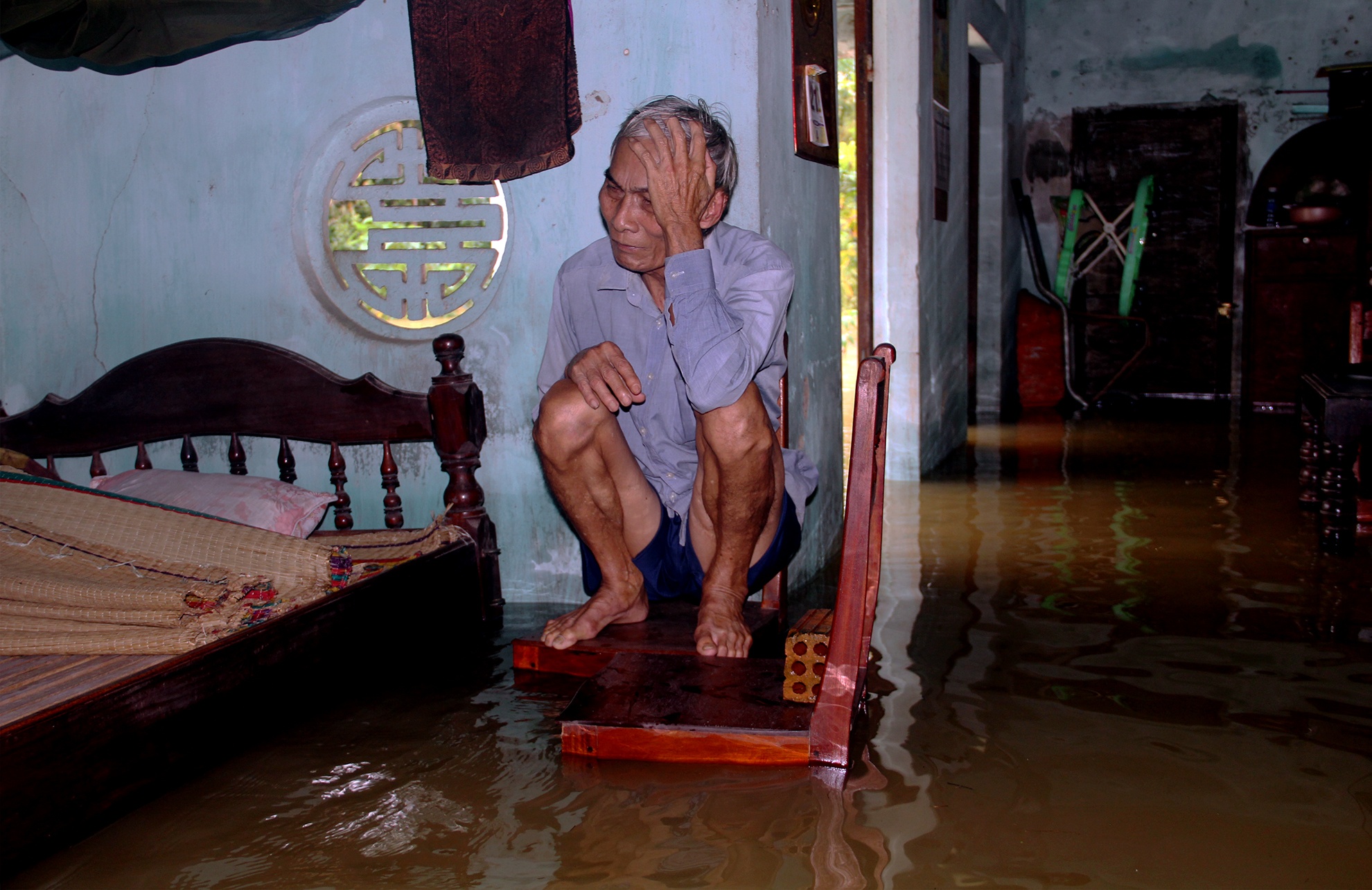 Nguoi Quang Nam chay lu anh 10