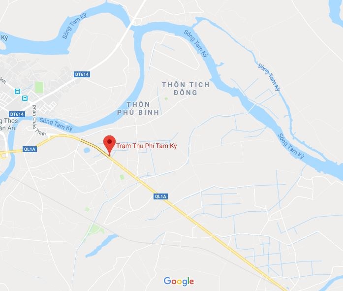 Tai xe phan doi qua tram thu phi Tam Ky anh 4