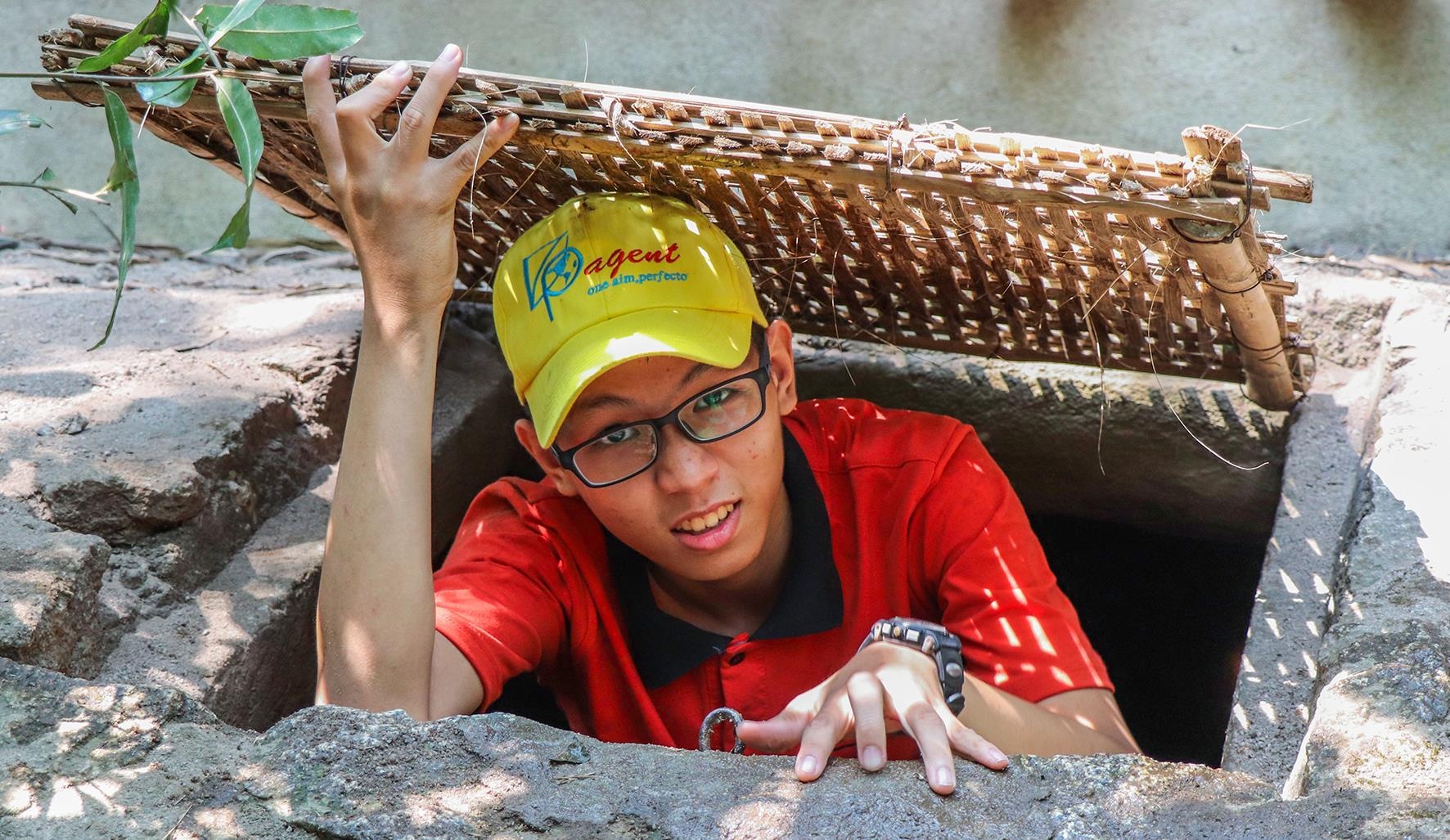 Kham pha dia dao dai 32 km o Quang Nam hinh anh