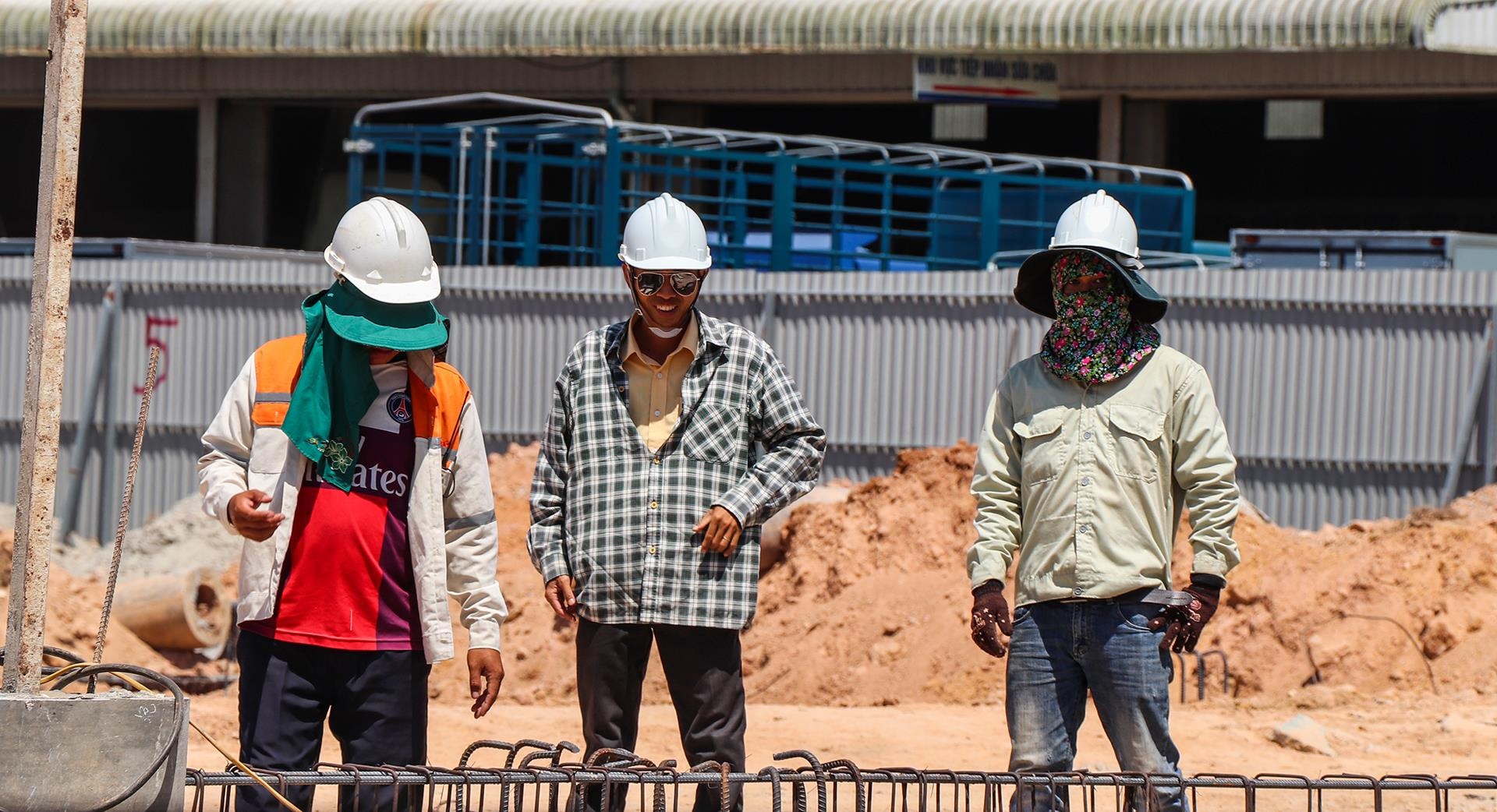 muu sinh duoi nang nong anh 5