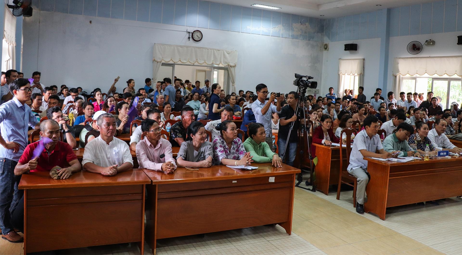 khach mua dat Cong ty Bach Dat An anh 1