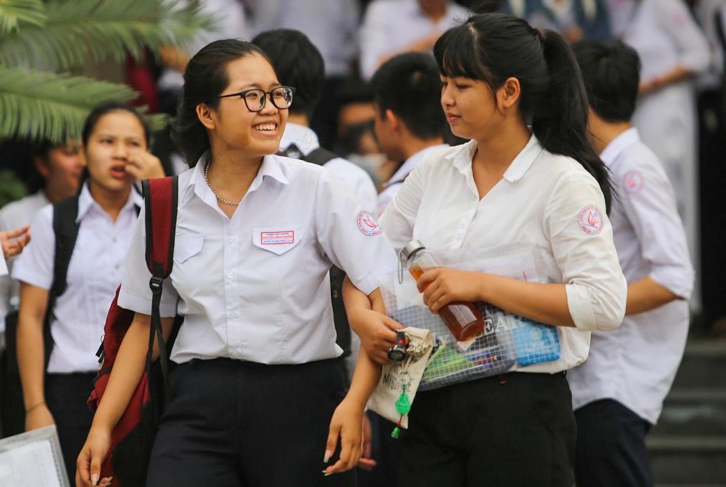 Quang Nam chi hon 1,3 ty giup hoc sinh mien nui on thi THPT quoc gia hinh anh