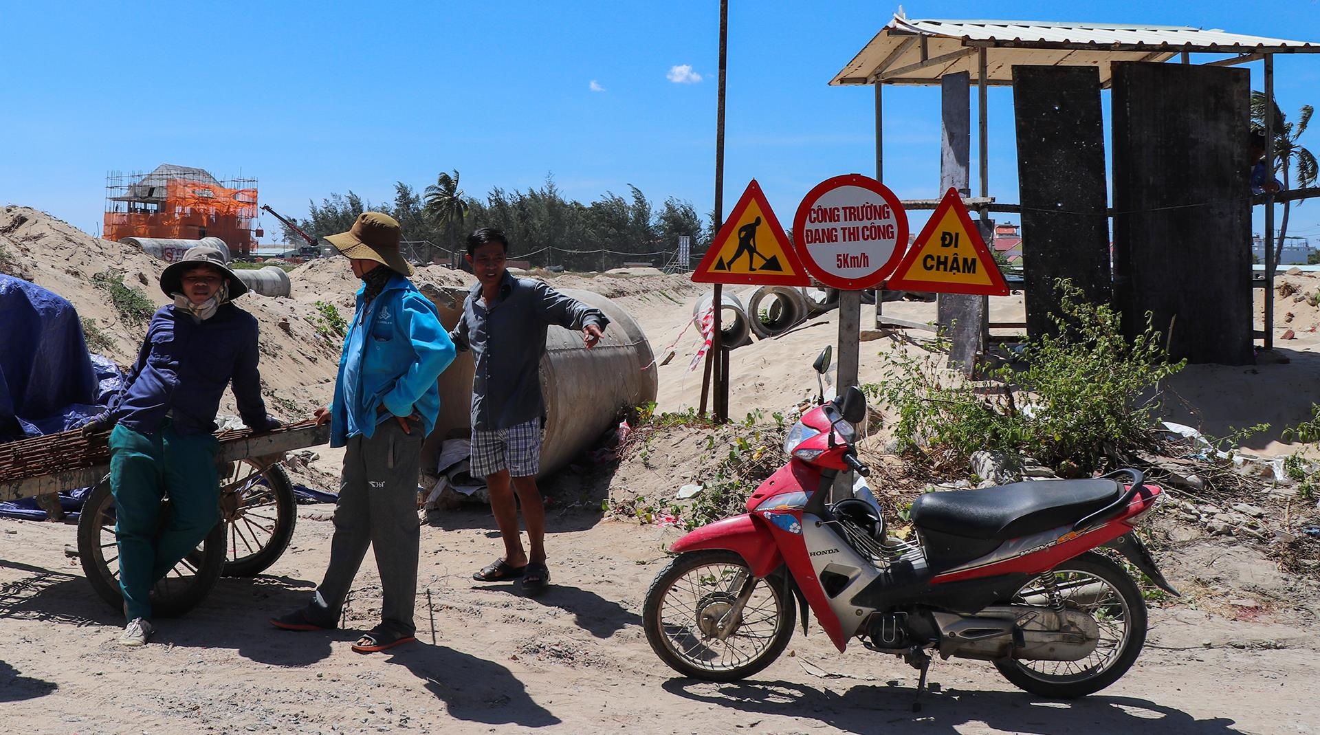 Doanh nghiep xay tuong chan loi di cua dan hinh anh