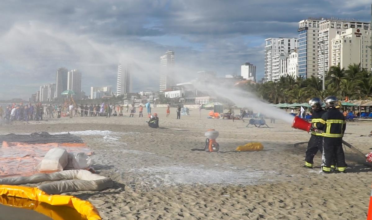 tràn dầu trên biển ảnh 1 tran dau tren bien anh 1