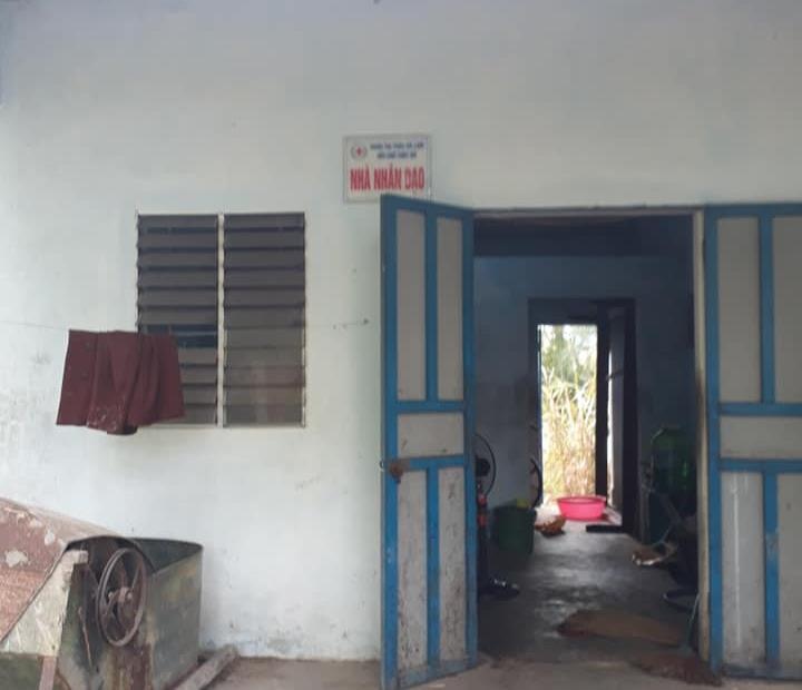 thi the cu ba 80 tuoi boc mui tai nha anh 1