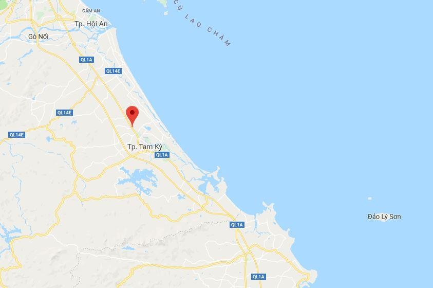 dam xe vao cot moc tu vong anh 2