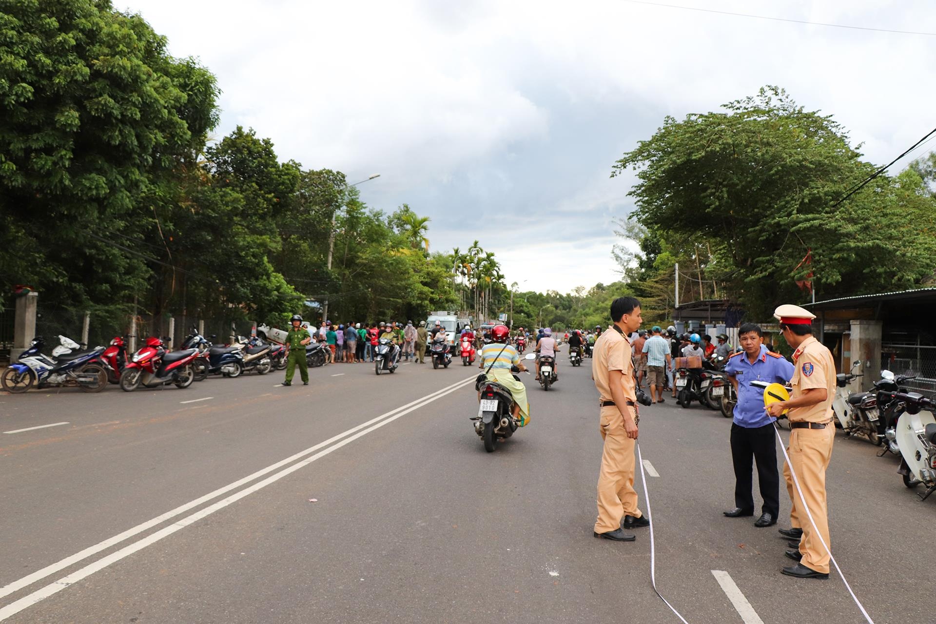 taxi Vinasun tong tu vong 2 ba chau anh 1
