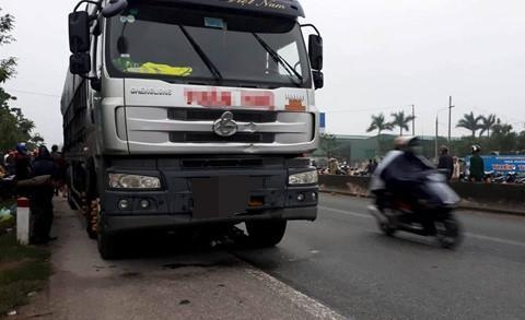 Tong chet nguoi roi bo tron, tai xe xe tai bi bat sau 30 phut hinh anh