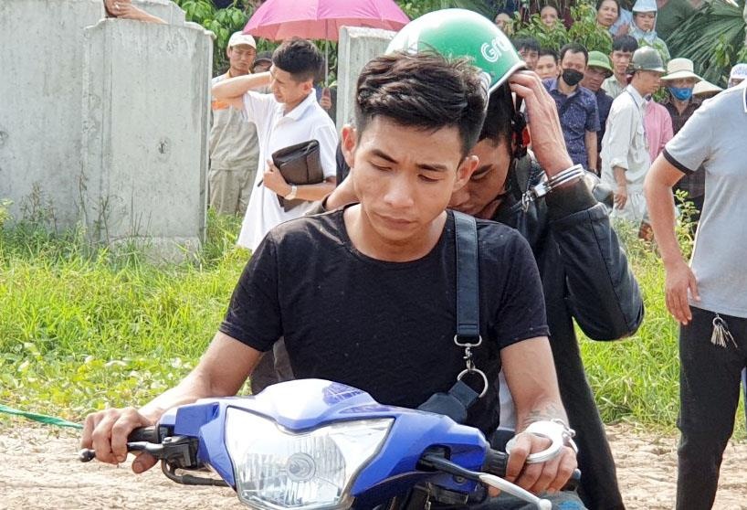 Vu sat hai tai xe GrabBike: 'Con nit doc loi khai cung thay mau thuan' hinh anh